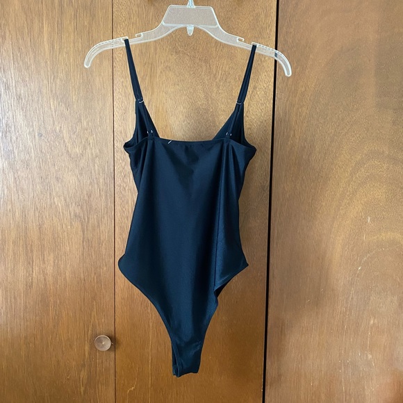 NWT Forever 21 Black Shimmer Stretch Bodysuit Size M - Picture 2 of 6